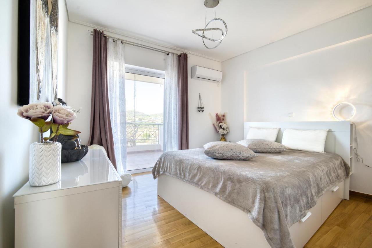 Sea & Mountain Apartment Close To Port And City Lávrion Eksteriør billede