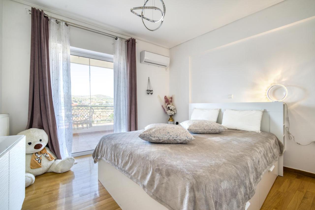 Sea & Mountain Apartment Close To Port And City Lávrion Eksteriør billede