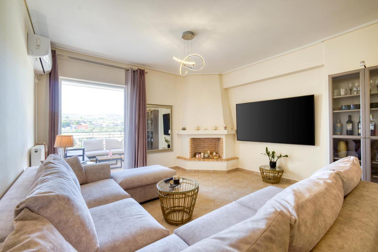 Sea & Mountain Apartment Close To Port And City Lávrion Eksteriør billede