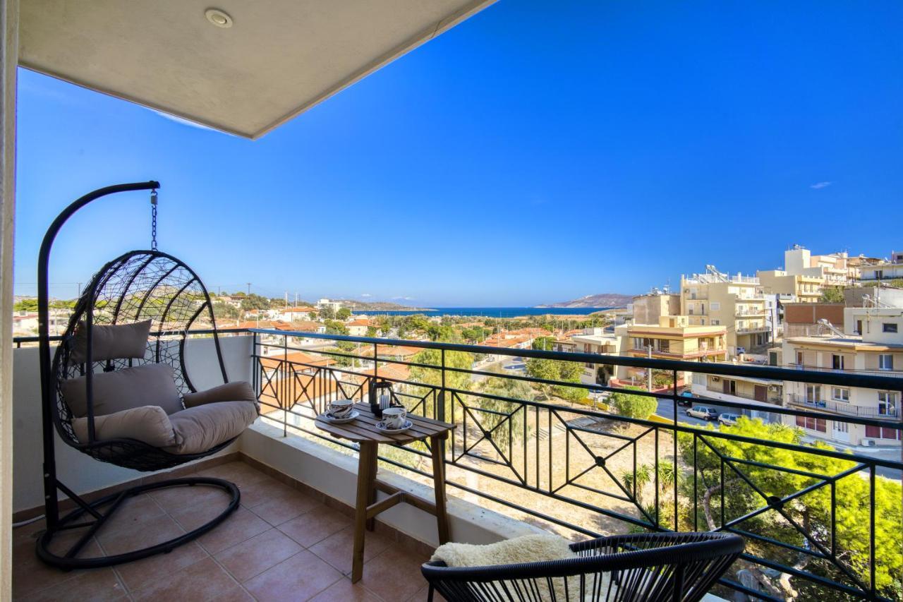 Sea & Mountain Apartment Close To Port And City Lávrion Eksteriør billede