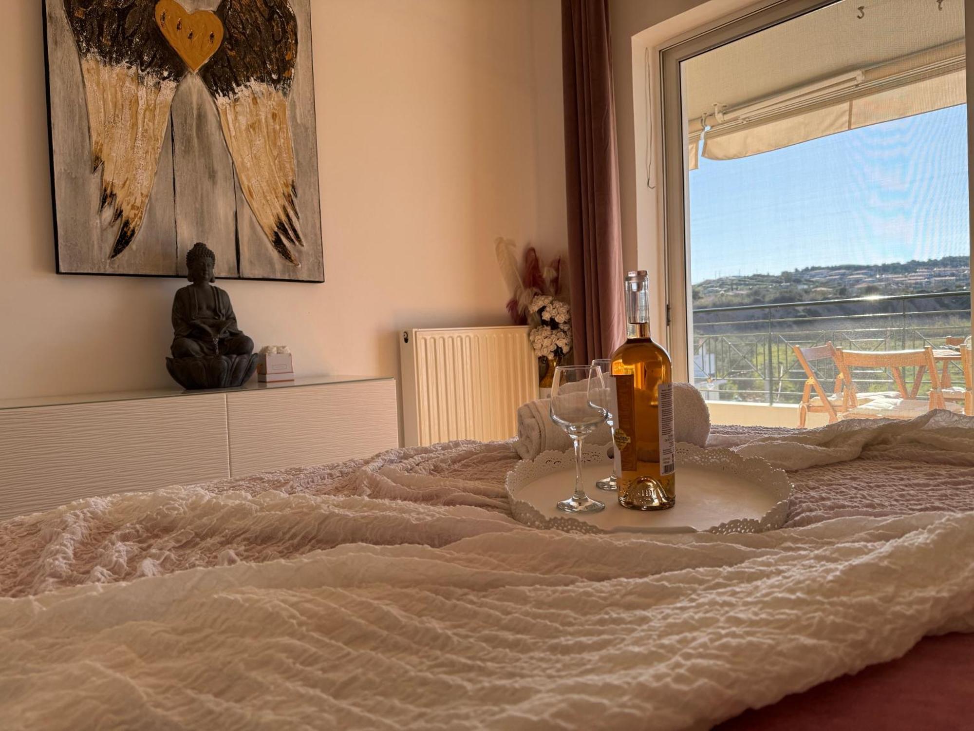 Sea & Mountain Apartment Close To Port And City Lávrion Eksteriør billede